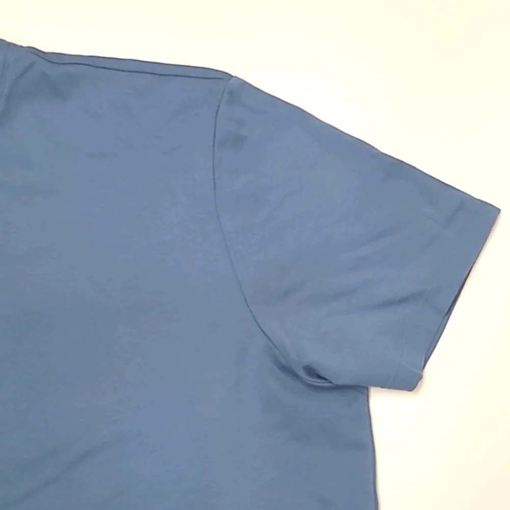 Banana Republic Luxe Touch Tee Blue Short Sleeved T-Shirt Crew Neck Relaxed Soft